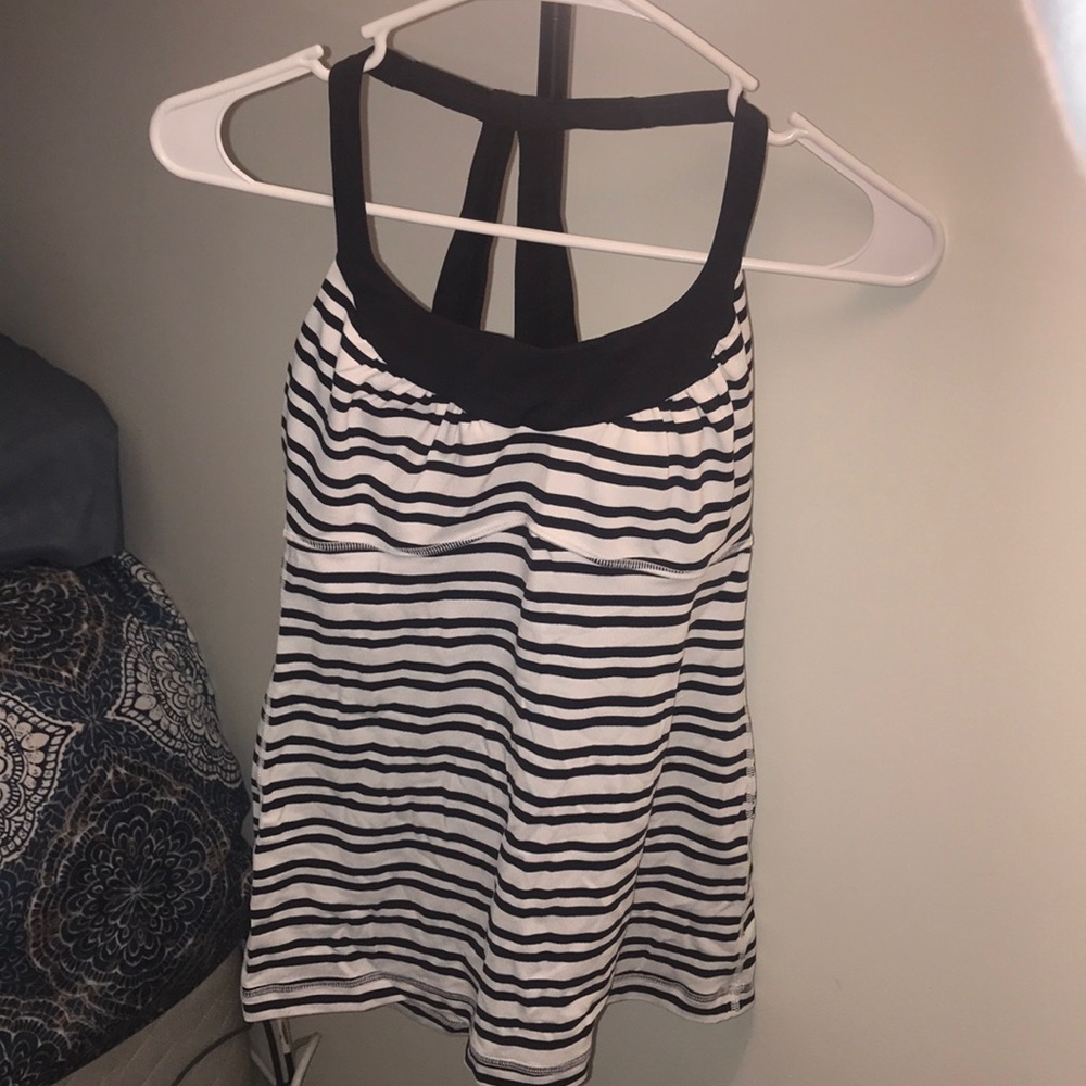 Lululemon tank size 8